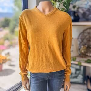 Belmonte Classico Men’s Wool V-Neck Sweater Made in Italy, Mustard Yellow-Large
